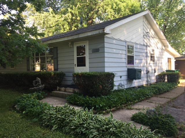 1503 Birch St., Holiday Hills, IL 60051