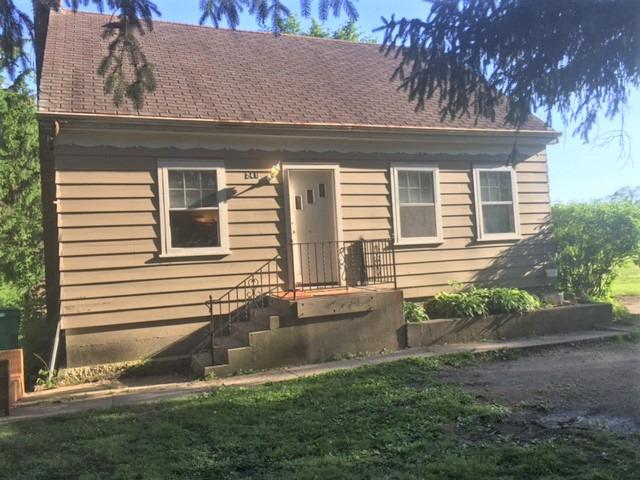 241 E 55th St., Westmont, IL 60559