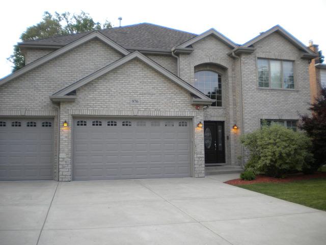 976 Hollywood Ave., Des Plaines, IL 60016