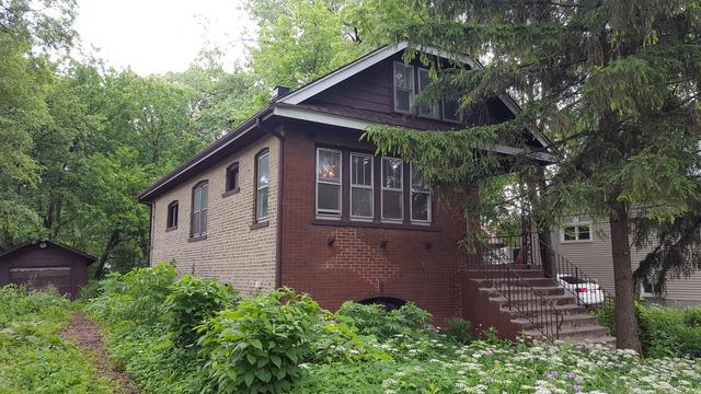 11 Cumnor Rd., Westmont, IL 60559