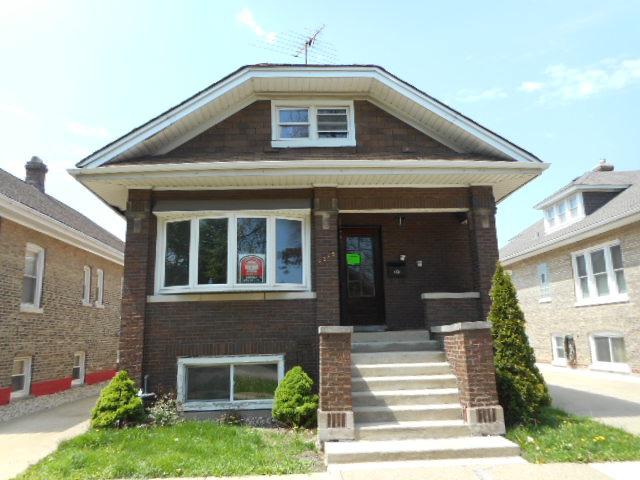 2326 Elmwood Ave., Berwyn, IL 60402