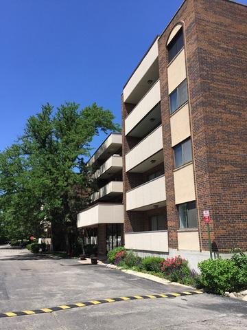 9240 Gross Point Rd. #206, Skokie, IL 60077