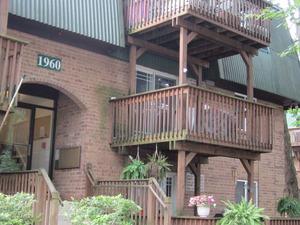 1960 Tall Oaks Dr. #2A, Aurora, IL 60505