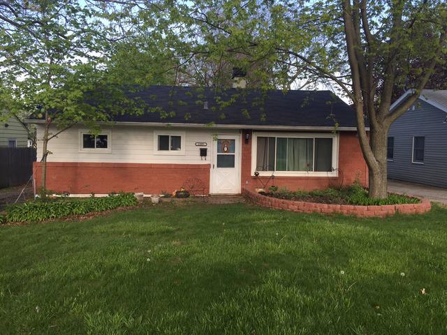 1205 S Chase St., Wheaton, IL 60189