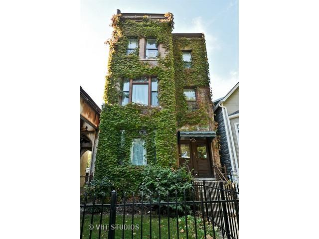 3412 N Janssen Ave., Chicago, IL 60657