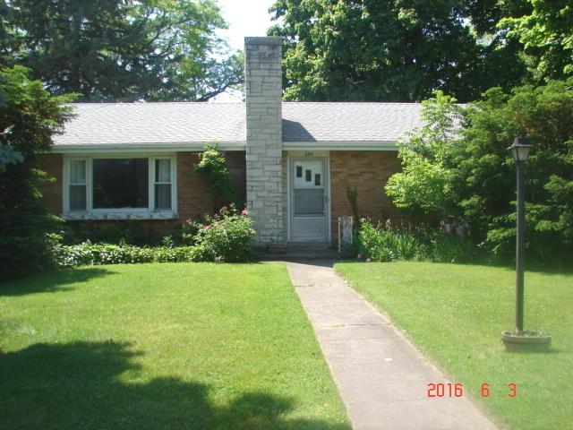 646 N Oplaine Rd., Gurnee, IL 60031