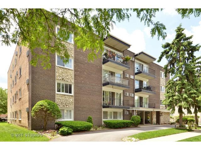 5215 Galitz St. #1B, Skokie, IL 60077
