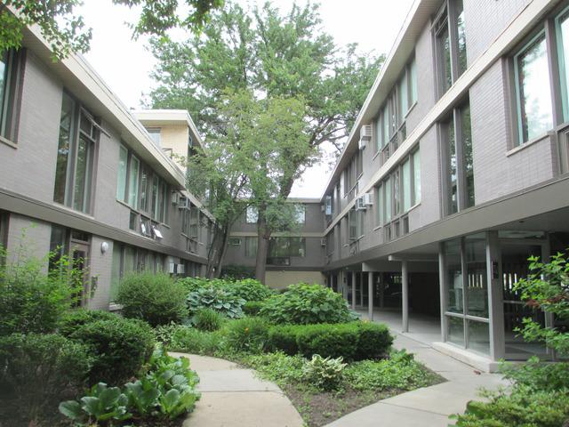 1044 Ontario St. #1D, Oak Park, IL 60302
