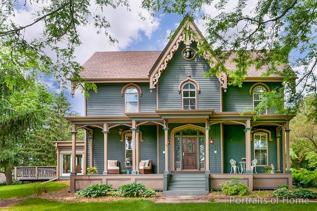 6N294 Burr Rd., St. Charles, IL 60175