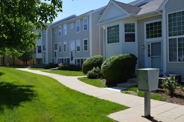 507 E Victoria Cir., North Aurora, IL 60542