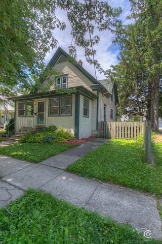 211 Maplewood Ave., Dekalb, IL 60115