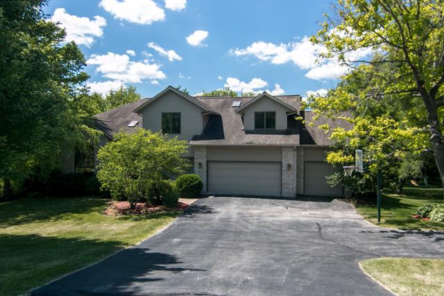 8453 Kiowa Crossing, Roscoe, IL 61073