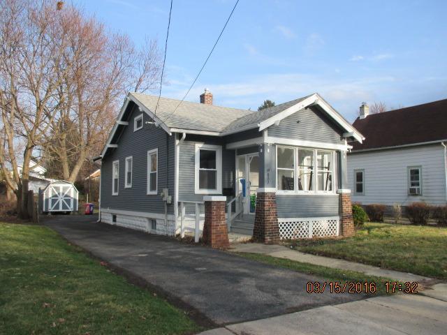807 Iowa Ave., Aurora, IL 60506