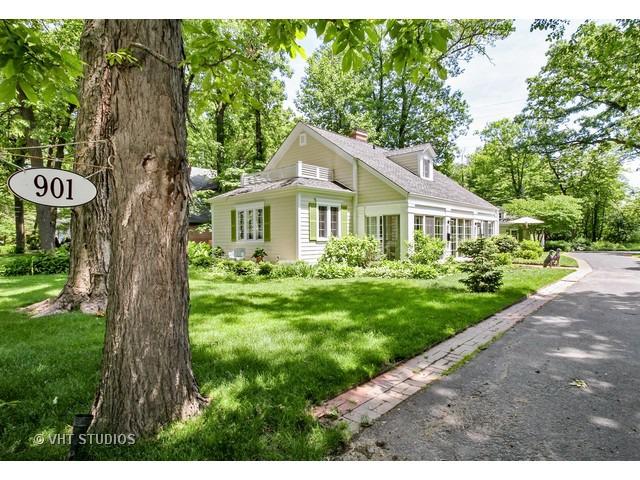 901 E Glenwood Rd., Glenview, IL 60025