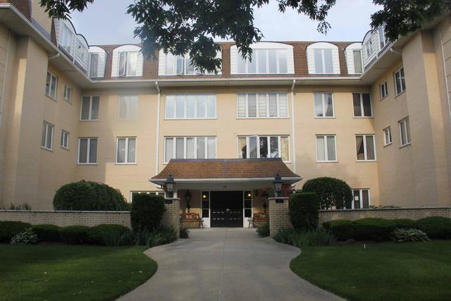 75 6th Ave. #106, La Grange, IL 60525