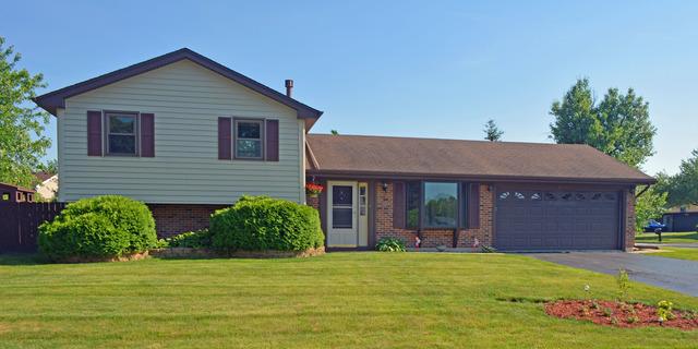2363 Stepstone Ln., Hanover Park, IL 60133