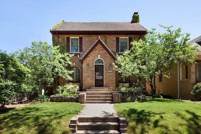 114 Garrison Ave., Wilmette, IL 60091