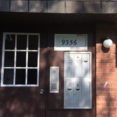 9356 Bay Colony Dr. #1S, Des Plaines, IL 60016