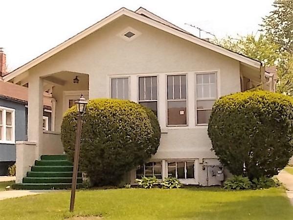 1329 S 12th Ave., Maywood, IL 60153