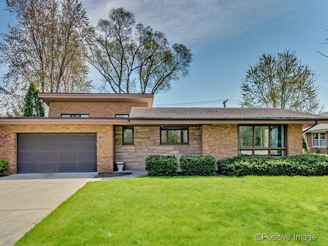 1103 S Brainard Ave., La Grange, IL 60525