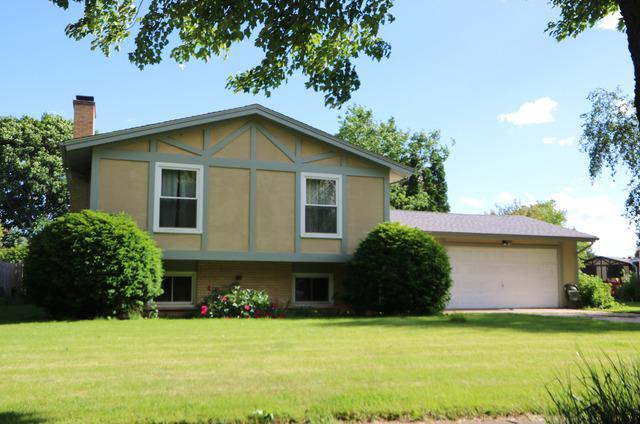 768 Dover Ct., Crystal Lake, IL 60014