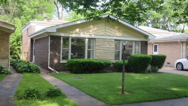 623 Leamington Ave., Wilmette, IL 60091