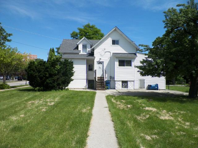 15 Bluff Ave., La Grange, IL 60525