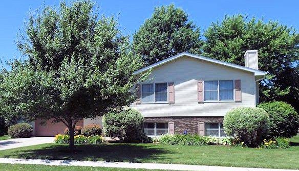 1144 N 14th St., Rochelle, IL 61068