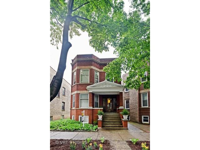 1052 N Leavitt St., Chicago, IL 60622