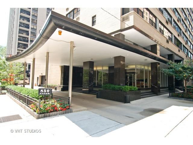 850 N Dewitt Pl. #14G, Chicago, IL 60611