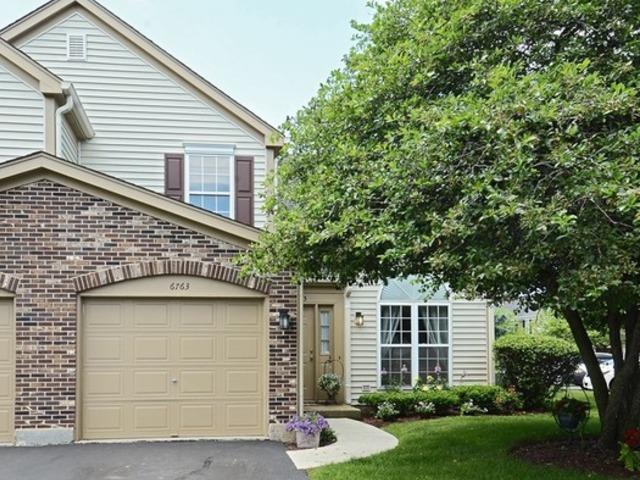 6763 Roanoake Ct., Gurnee, IL 60031