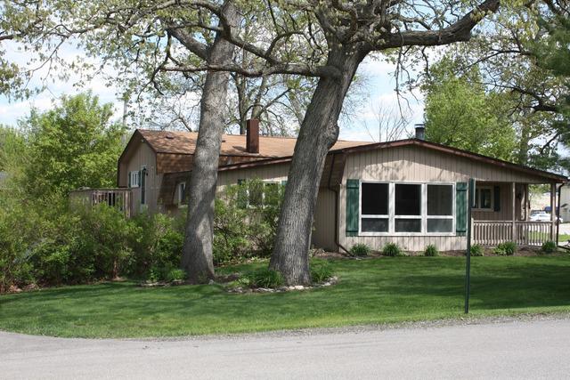 114 W Riverside Dr., Mchenry, IL 60051