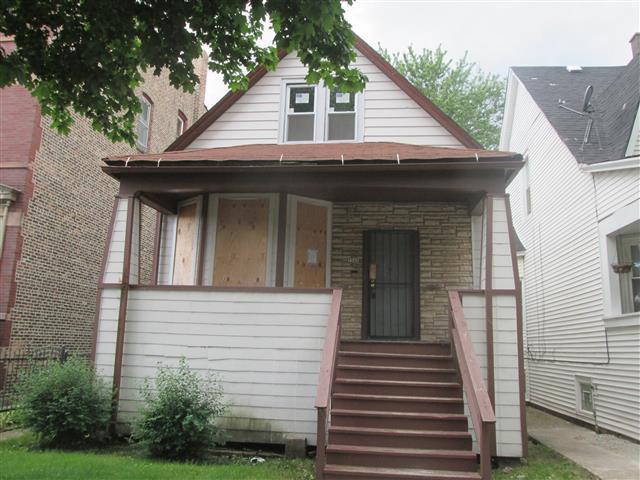 7840 S Marquette Ave., Chicago, IL 60649
