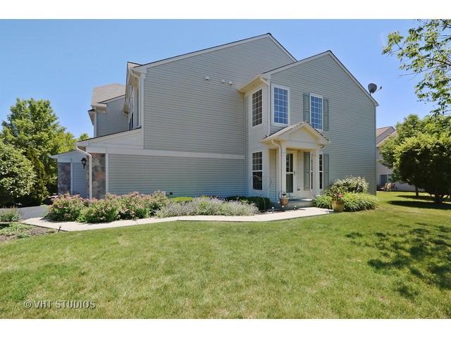 187 Buckingham Dr., Round Lake, IL 60073