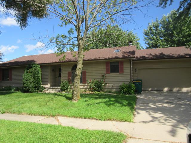 924 S 8th St., Dekalb, IL 60115