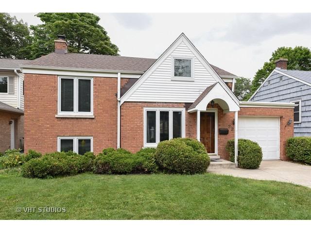 221 S Gilbert Ave., La Grange, IL 60525