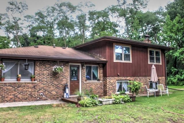 9427 E 1500n Rd., Momence, IL 60954
