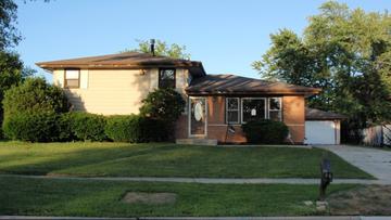 17459 Park Ln., Country Club Hills, IL 60478