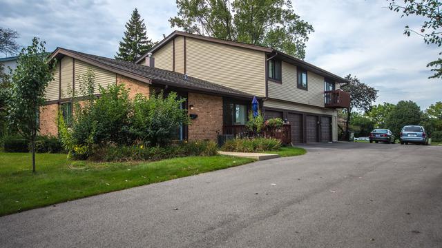 8234 Portsmouth Dr. #D, Darien, IL 60561