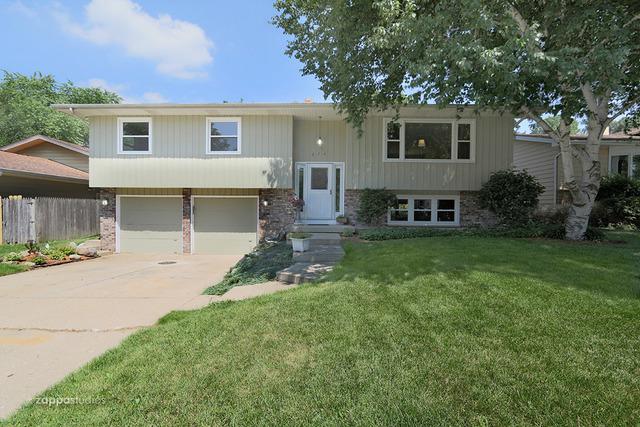 874 Arthur Dr., Elgin, IL 60120
