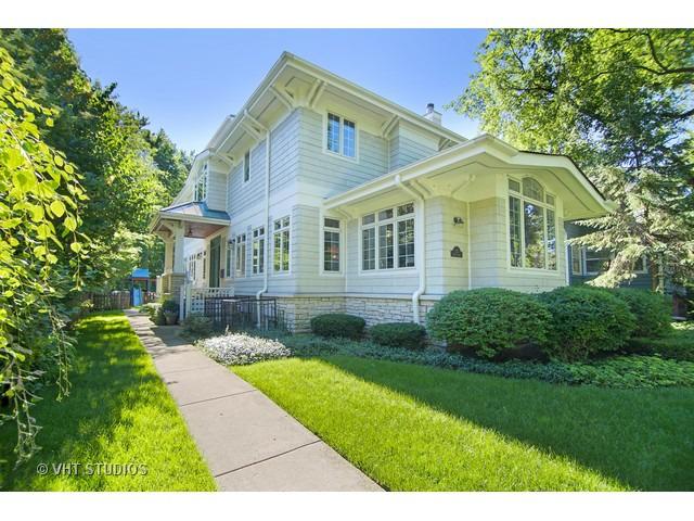 112 9th St., Wilmette, IL 60091