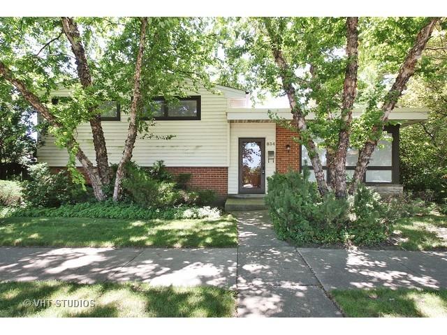 834 Lawler Ave., Wilmette, IL 60091