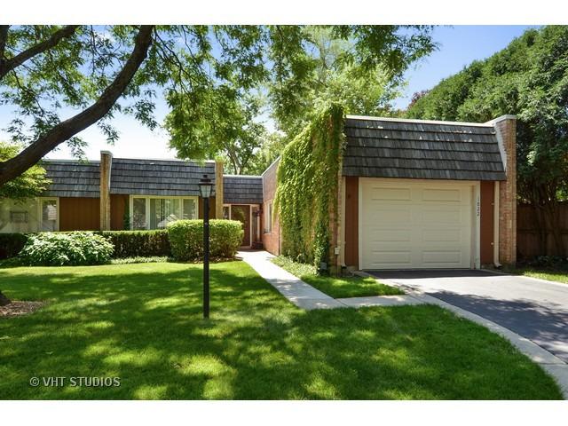 1822 Somerset Ln., Northbrook, IL 60062