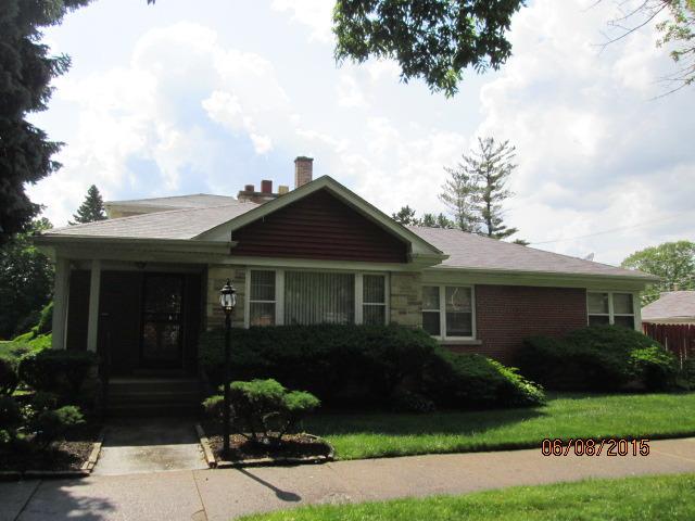 8620 S St Lawrence Ave., Chicago, IL 60619
