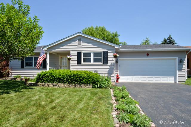 11 Quail Run, Lake In The Hills, IL 60156