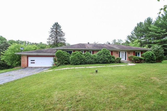 8197 Harvest Hill Dr., Roscoe, IL 61073