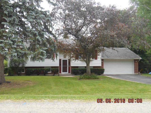 3303 W Skyway Dr., Mchenry, IL 60050