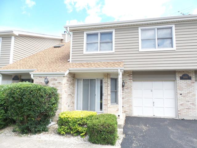 1900 Wisteria Ct. #5, Naperville, IL 60565