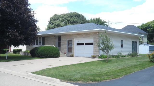 506 Tracy Ave., Ashton, IL 61006