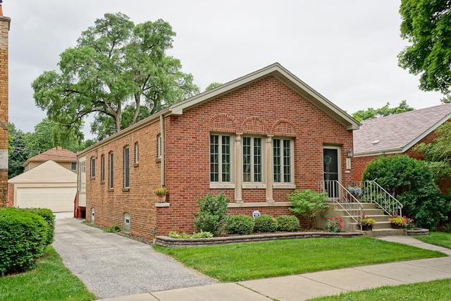 10606 S Campbell Ave., Chicago, IL 60655